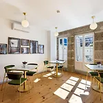 Lp Heritage Next To Cathedral By Se Braga